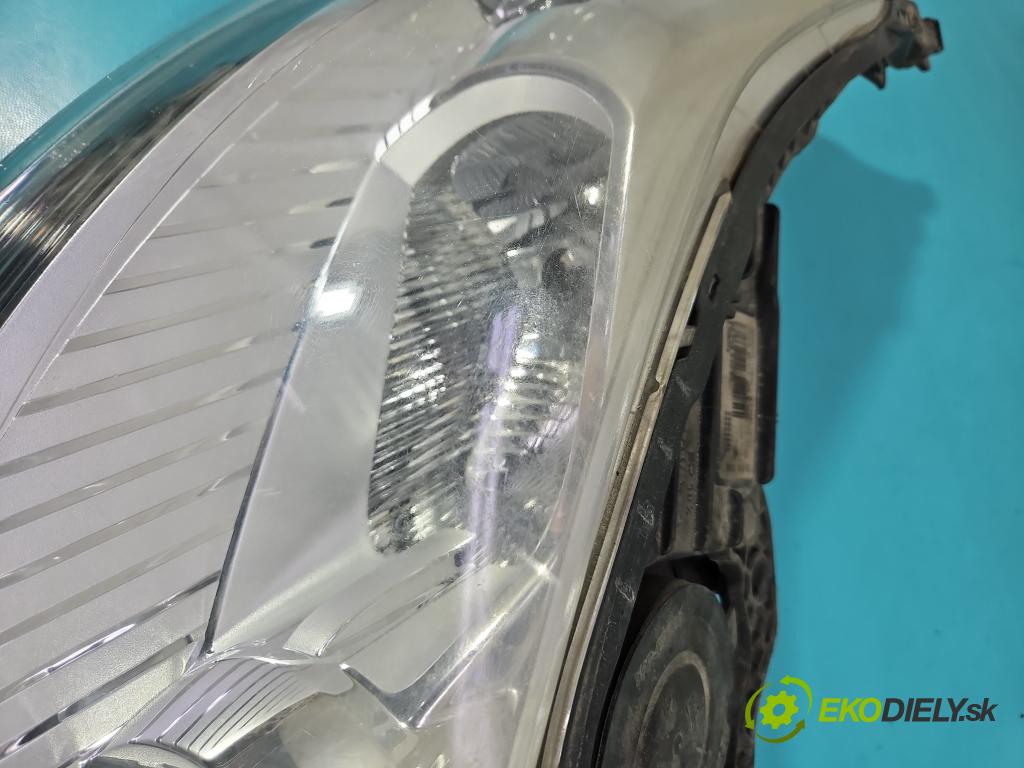 Citroen C5 II 2008-2017 2.0 hdi 136 HP manual 100 kW 1997 cm3 4- Reflektor: pravý 9672694080 (Svetlo predné pravé)