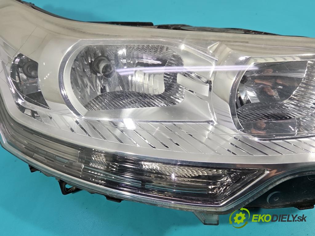 Citroen C5 II 2008-2017 2.0 hdi 136 HP manual 100 kW 1997 cm3 4- Reflektor: pravý 9672694080 (Svetlo predné pravé)
