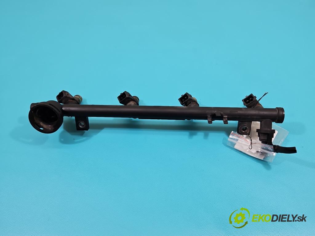 Renault Laguna II 2001-2007 1.8 16V 116 HP manual 85 kW 1783 cm3 5- vstrek 028797 (Vstrekovač paliva)