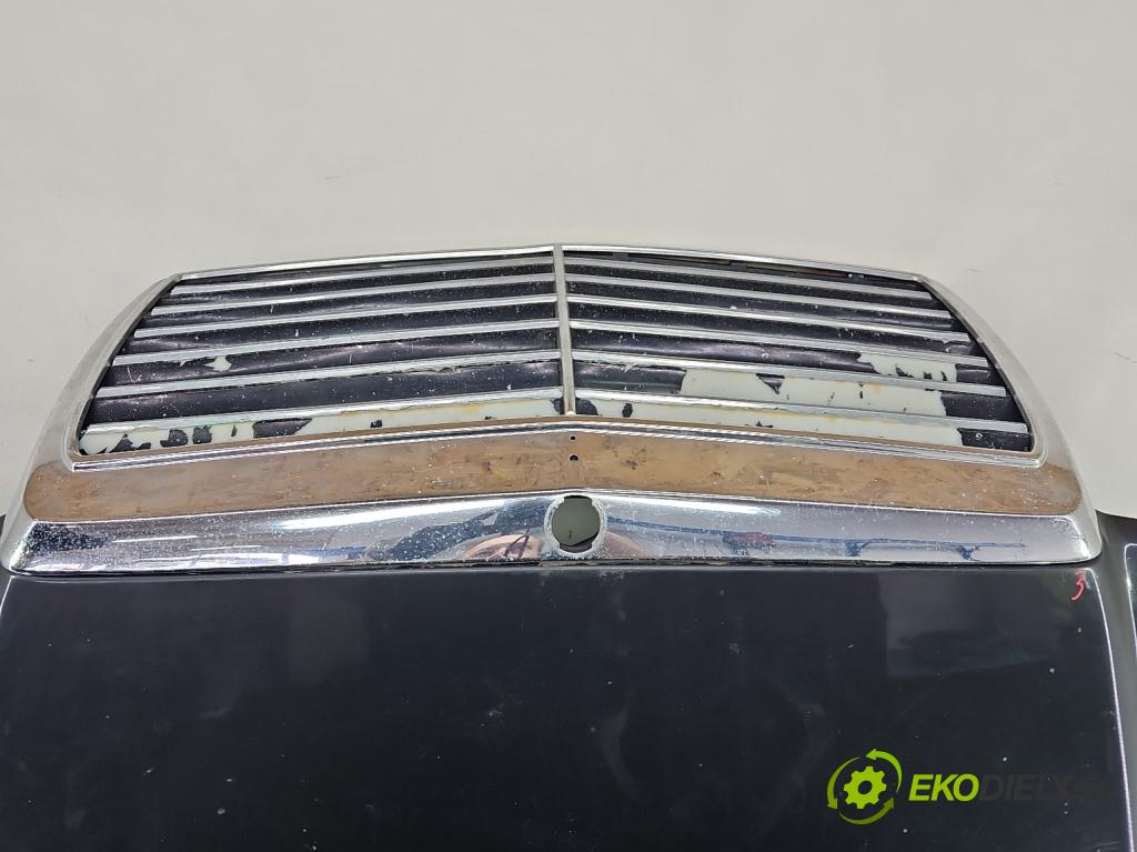 Mercedes 124 2.3 132  HP automatic 97 kW 2298 cm3 4- kapota predná