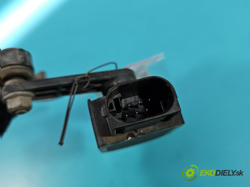 Infiniti Q30 2015-2019 1.6 T 156 HP automatic 115 kW 1595 cm3 5- snímač nastavenia xenon A0045429918 (Snímač)