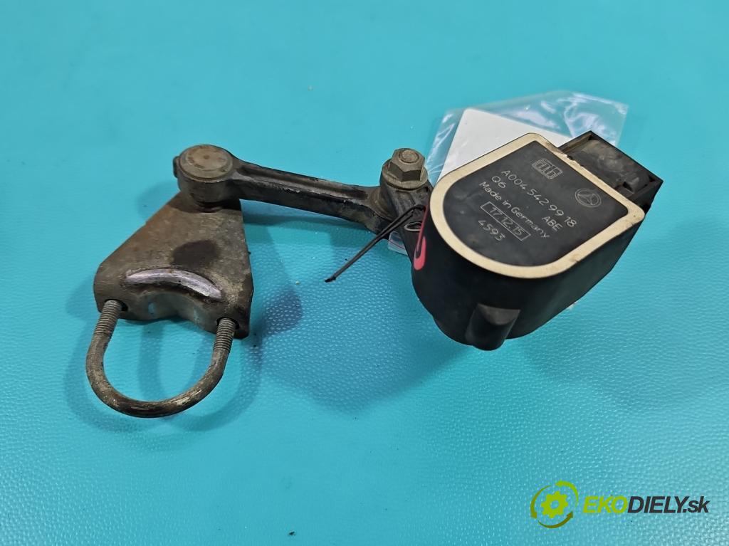 Infiniti Q30 2015-2019 1.6 T 156 HP automatic 115 kW 1595 cm3 5- snímač nastavenia xenon A0045429918 (Snímač)