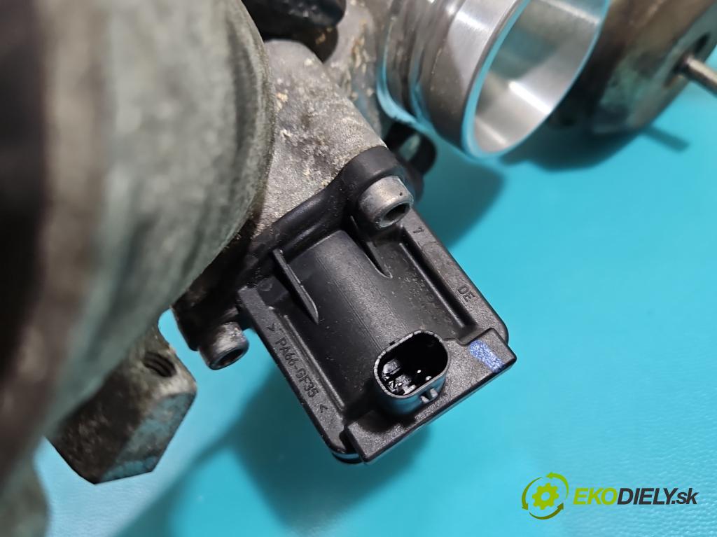 Infiniti Q30 2015-2019 1.6 T 156 hp automatic 115 kW 1595 cm3 5- Turbodmychadlo A2700902780 (Kompletní turbodmychadlo)