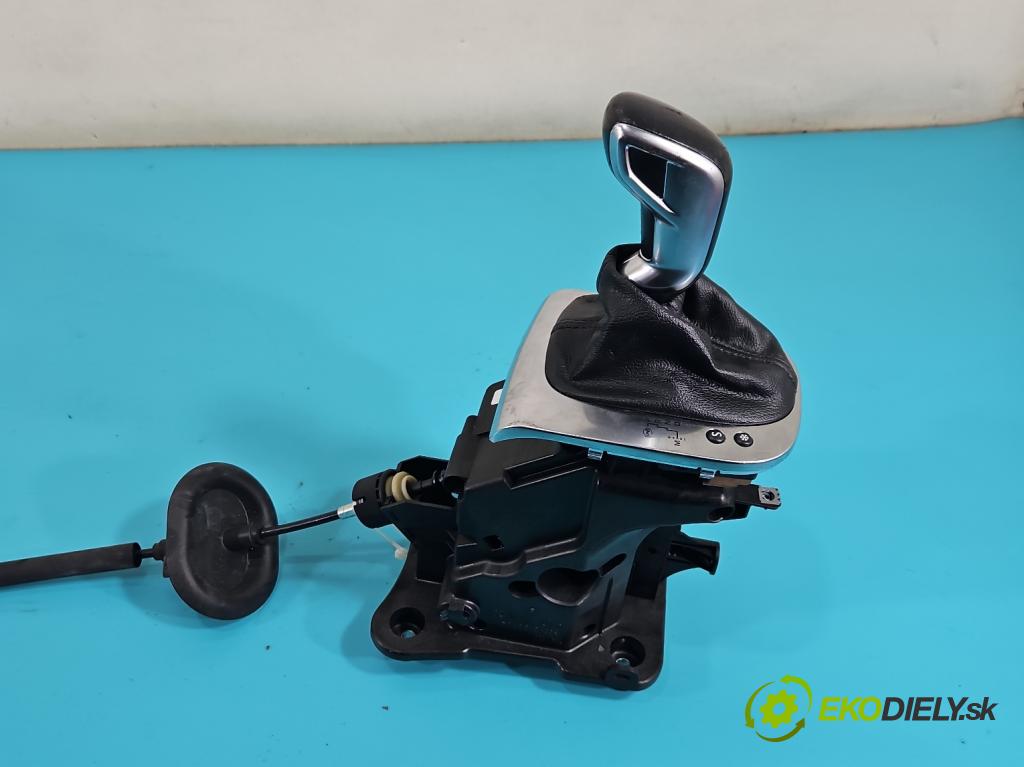 Citroen C4 II 2010-2017 1.6 hdi 120 HP automatic 88 kW 1560 cm3 5- Páka: Změny: stupeň,rýchlosť 9815863680 (Rýchlostná páka (kulisa))