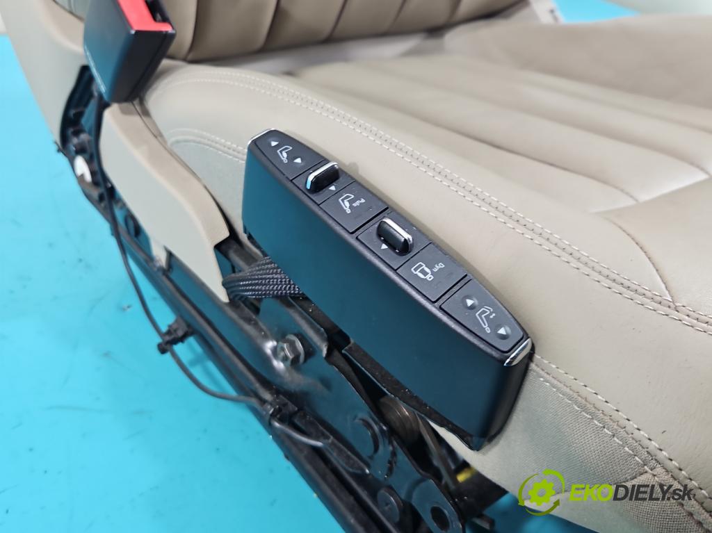 Mercedes CLS II C218 2010-2018 4.7 V8 408KM automatic 300 kW 4663 cm3 4- Sedadlo levý  (Sedačky, sedadla)