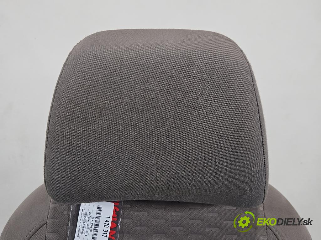 Vw Tiguan I 2007-2016 1.4 TSI 150 hp manual 110 kW 1390 cm3 5- Sedadlo pravý  (Sedačky, sedadla)