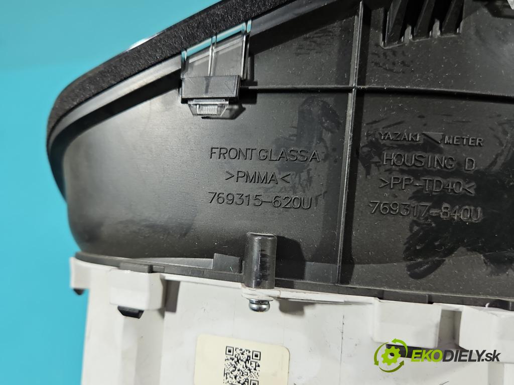 Volvo V60 I 2010-2018 2.0 D4 181KM manual 133 kW 1969 cm3 5- prístrojovka/ budíky 31412865 (Prístrojová doska)