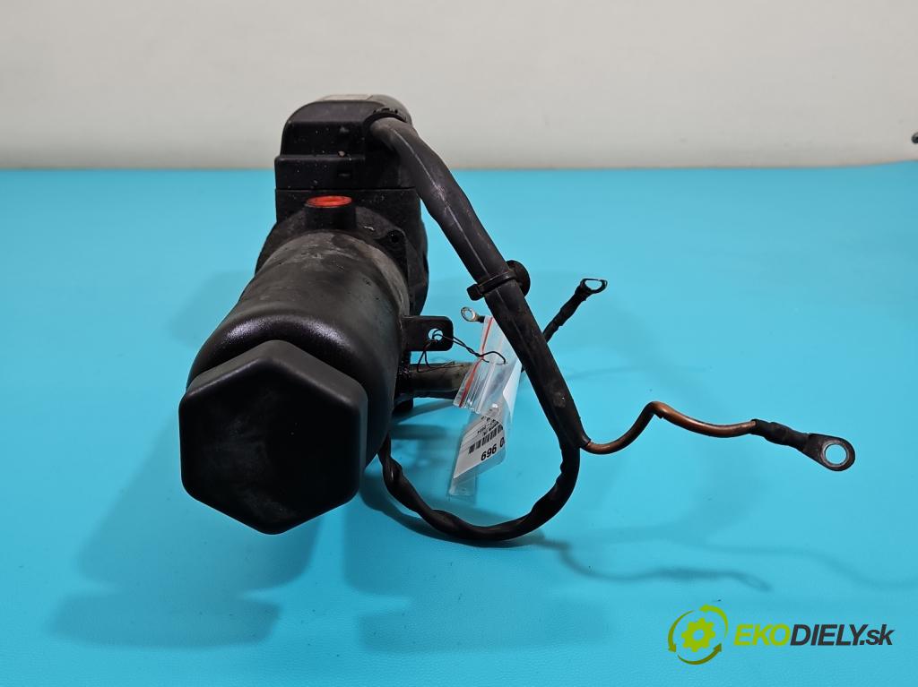 Mercedes A W168 1997-2004 1.7 cdi 95 HP manual 70 kW 1689 cm3 5- čerpadlo posilovač A1684660401 (Servočerpadlo, pumpa riadenia)