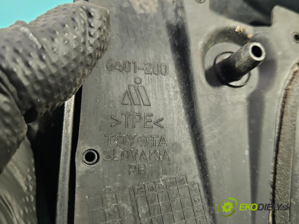 Toyota Yaris III 2011-2020 1.3 vvti 99 HP manual 73 kW 1329 cm3 5- zrkadlo pravé  (Kľučka dverí ostatné)