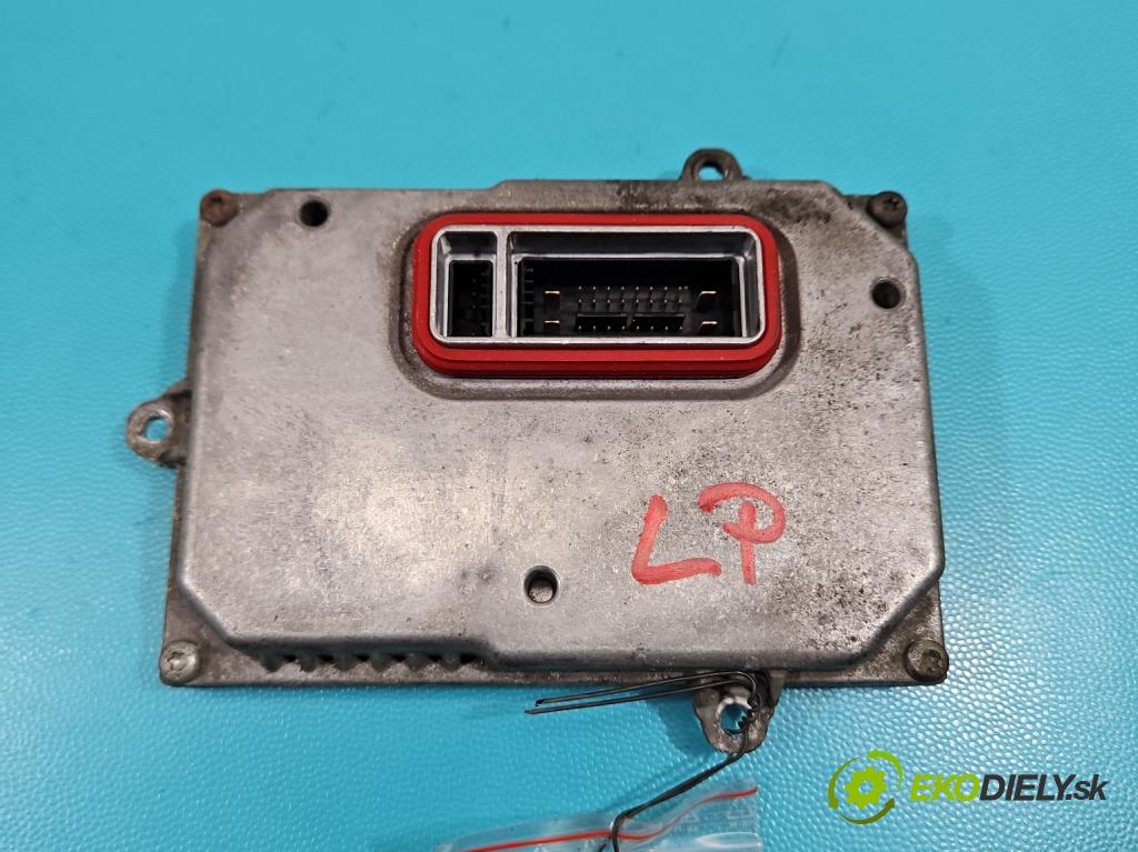 Audi A4 B7 2004-2008 2.0 tdi 170 HP manual 125 kW 1968 cm3 5- střídač: xenon 8E0941329A (Riadiaca jednotka xenónu)