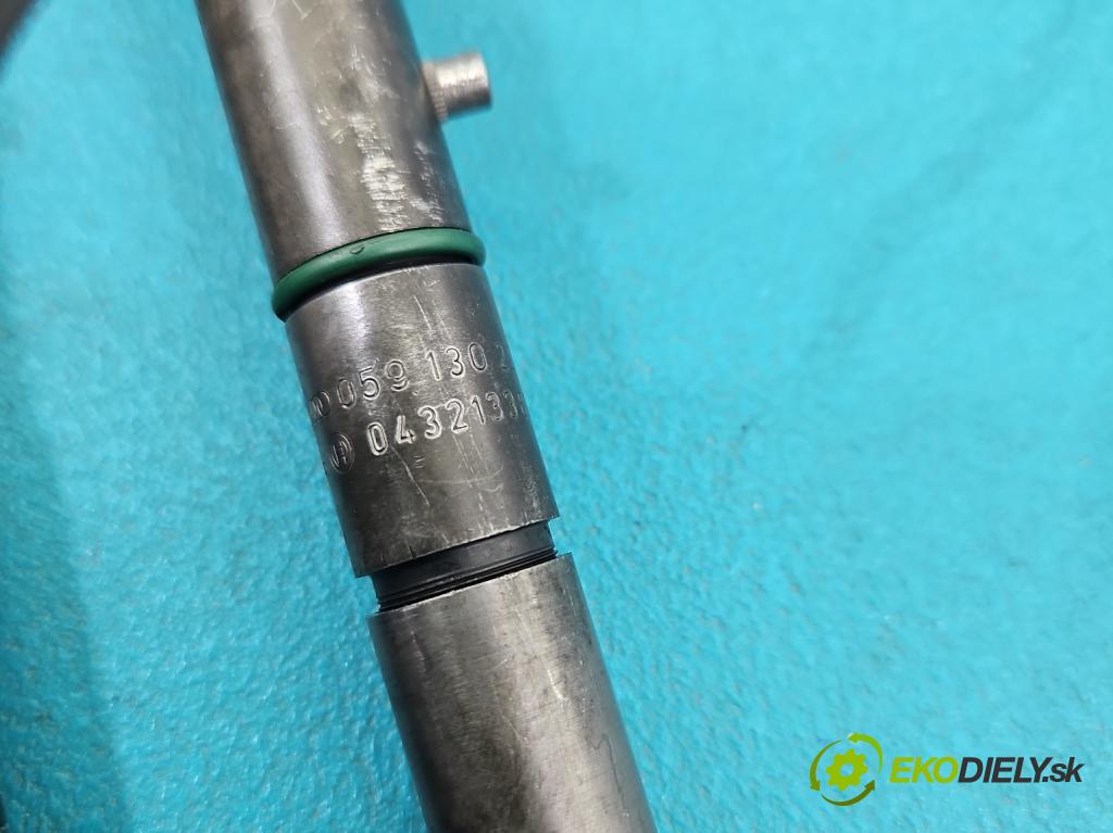 Audi A6 C5 1997-2004 2.5 tdi 150 HP manual 110 kW 2496 cm3 5- vstrek 059130202E (Vstrekovač paliva)