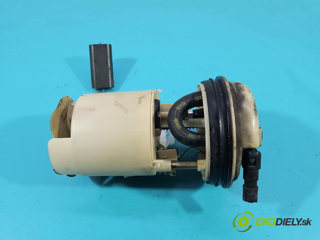 Mitsubishi Carisma 1.8 GDI 125 hp manual 92 kW 1834 cm3 4- čerpadlo paliva 09750409900