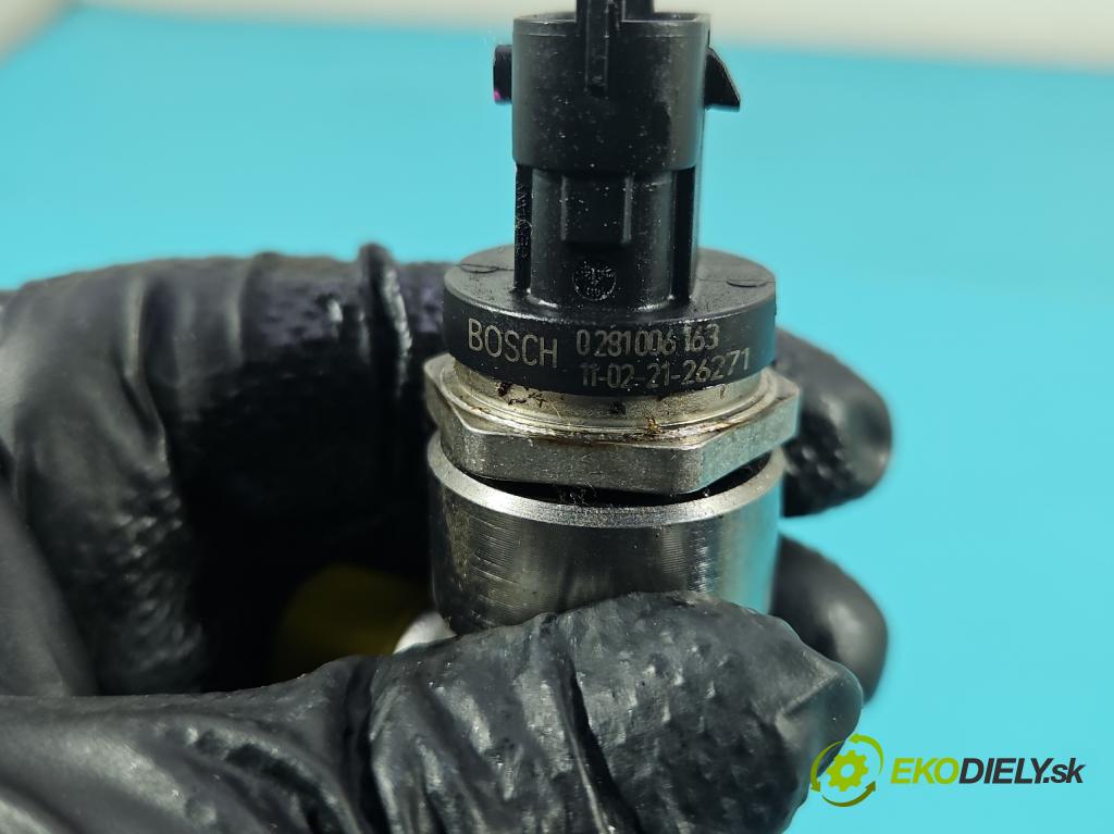 Toyota Yaris II 2005-2011 1.4 D4D 90 HP manual 66 kW 1364 cm3 5- lišta vstrekovacia 0445214177 (Vstrekovacia lišta)