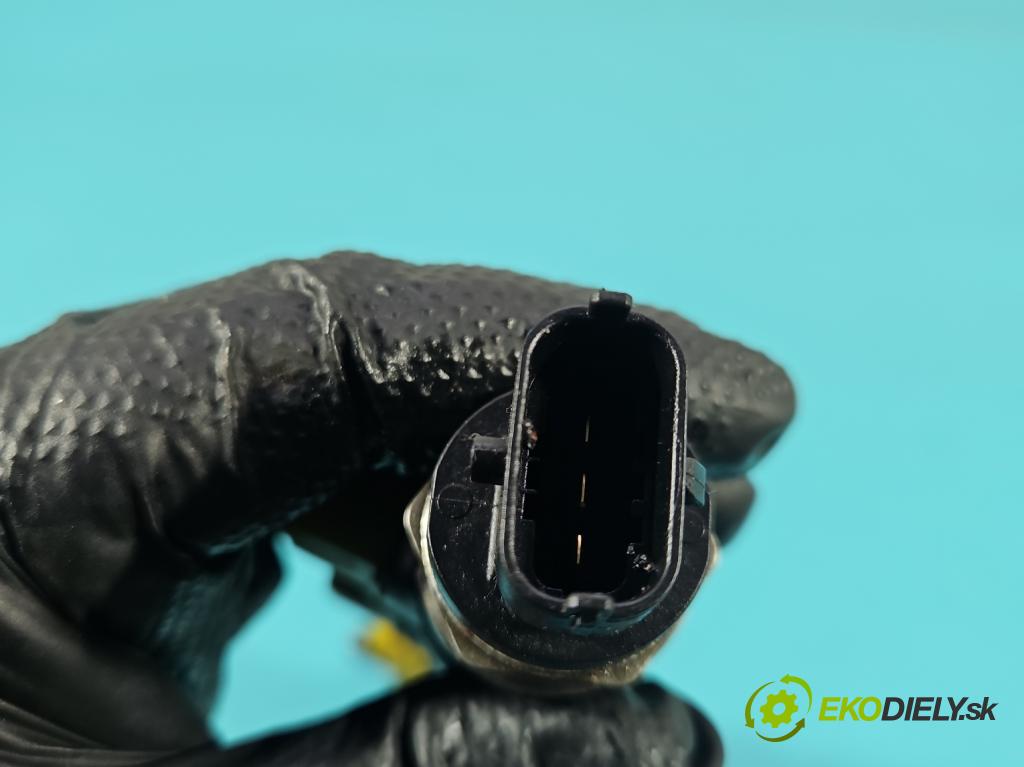 Toyota Yaris II 2005-2011 1.4 D4D 90 HP manual 66 kW 1364 cm3 5- lišta vstrekovacia 0445214177 (Vstrekovacia lišta)