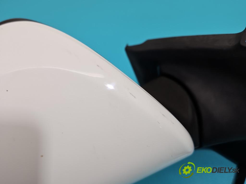 Toyota Yaris II 2005-2011 1.4 D4D 90 HP manual 66 kW 1364 cm3 5- zrkadlo pravé  (Kľučka dverí ostatné)