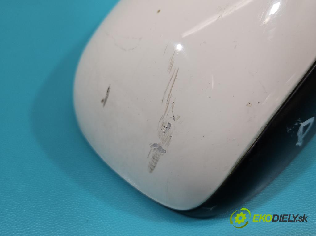 Toyota Yaris II 2005-2011 1.4 D4D 90 HP manual 66 kW 1364 cm3 5- zrkadlo pravé  (Kľučka dverí ostatné)