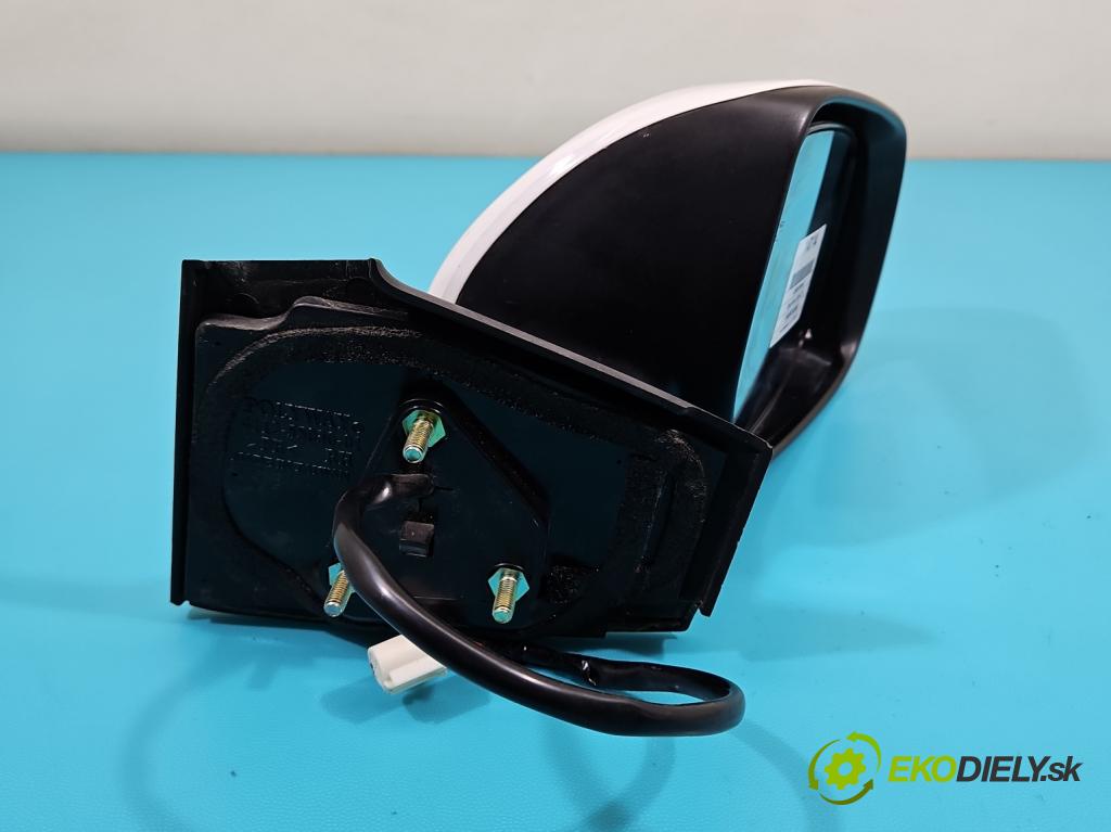 Toyota Yaris II 2005-2011 1.4 D4D 90 HP manual 66 kW 1364 cm3 5- zrkadlo pravé  (Kľučka dverí ostatné)