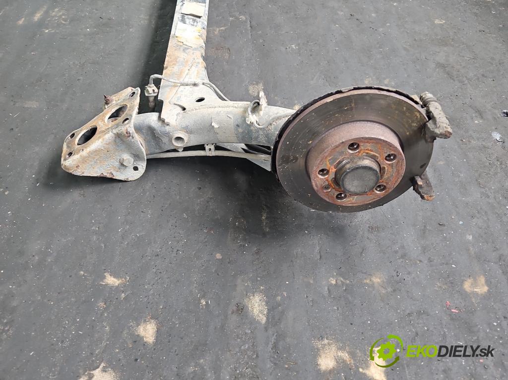 Vw Golf IV 1997-2003 1.9 tdi 90 hp manual 66 kW 1896 cm3 5- zadní výztuha  (Výztuhy zadní)