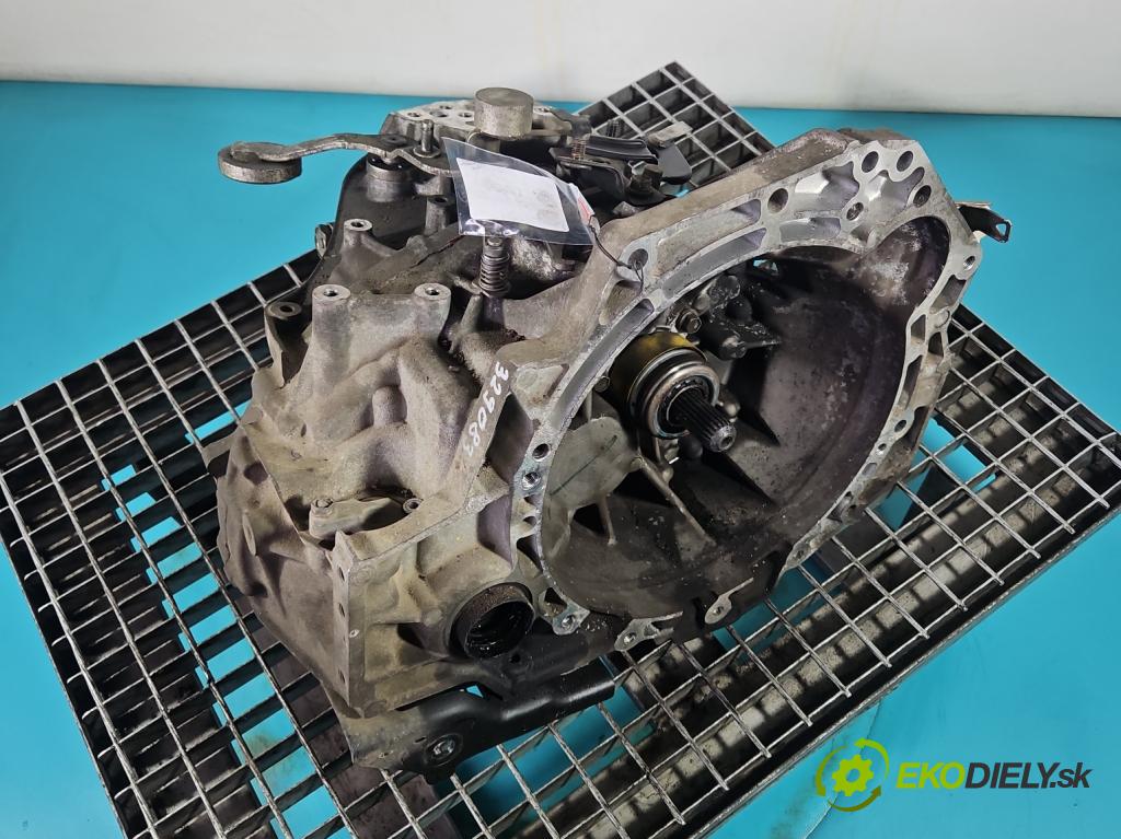 Toyota Yaris II 2005-2011 1.4 D4D 90 HP manual 66 kW 1364 cm3 5- prevodovka stupeň,rýchlosť manual 31115-0D100