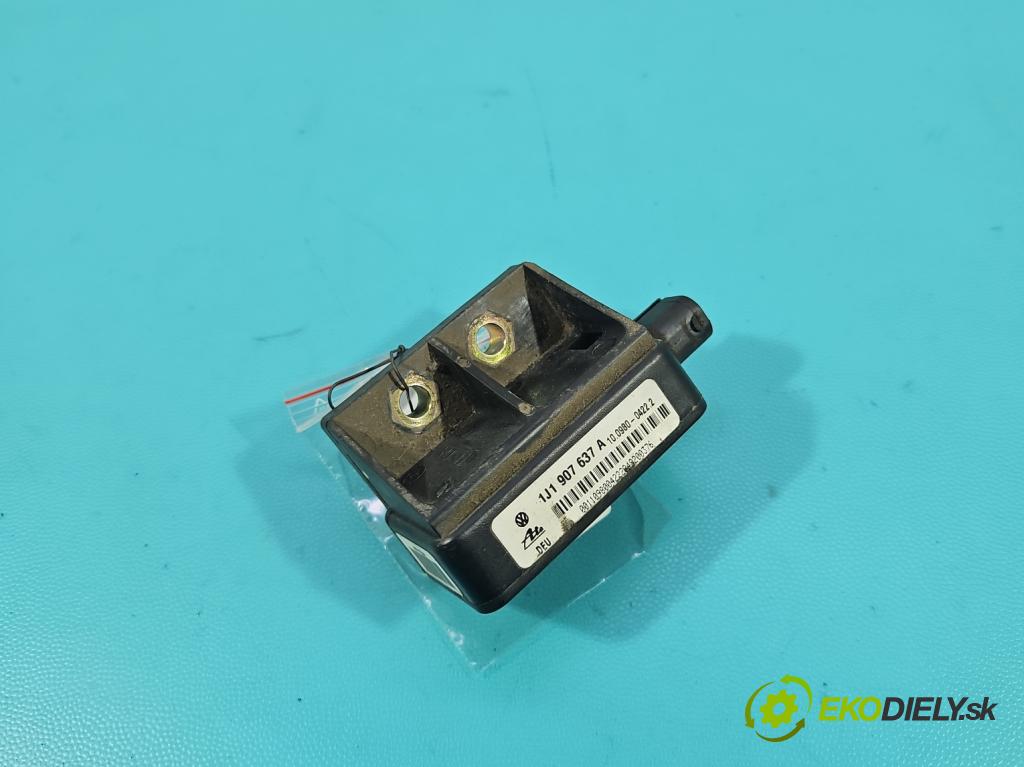 Vw Golf IV 1997-2003 1.9 tdi 90 hp manual 66 kW 1896 cm3 5- snímač ESP 1J1907637A