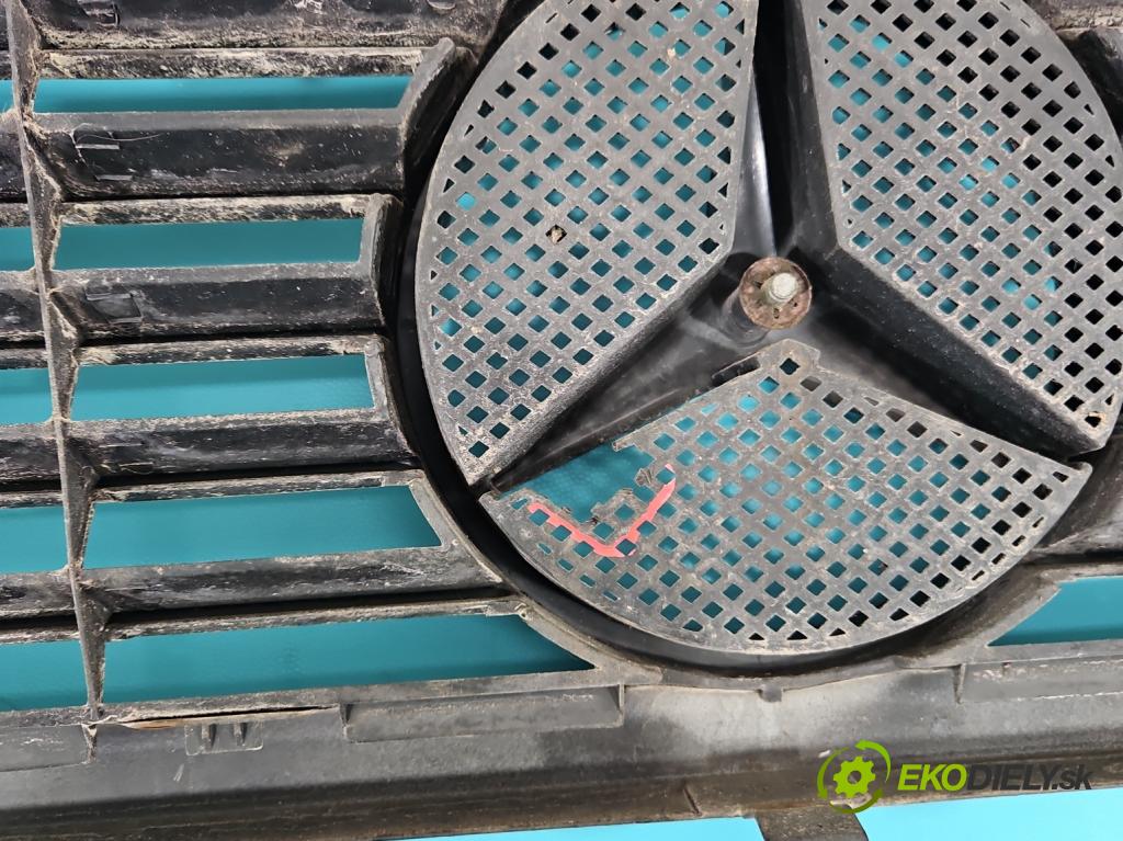 Mercedes Vito W638 1996-2003 2.3 TD 98 hp manual 72 kW 2299 cm3 5- mřížka