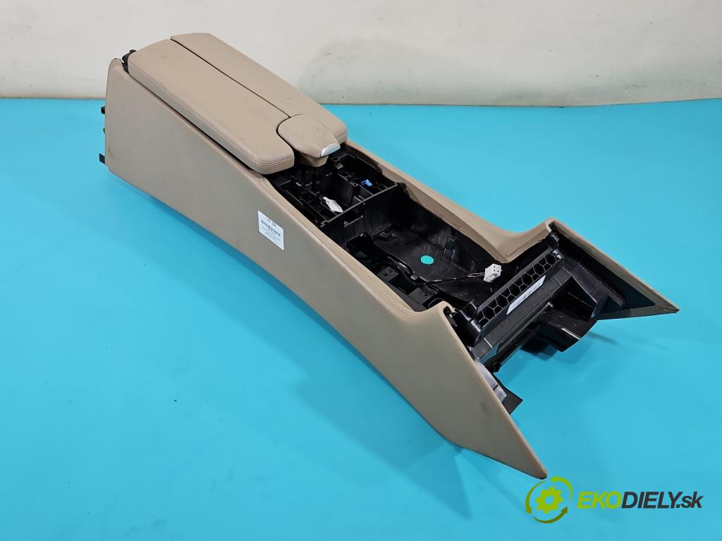 Mercedes CLS II C218 2010-2018 4.7 V8 (278922) 408KM automatic 300 kW 4663 cm3 4- operadlo  (Lakťová opierka)