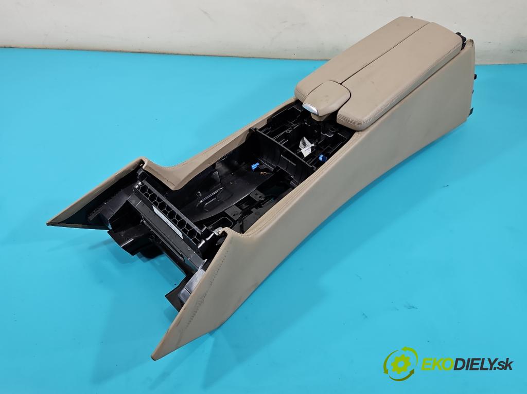 Mercedes CLS II C218 2010-2018 4.7 V8 (278922) 408KM automatic 300 kW 4663 cm3 4- operadlo  (Lakťová opierka)