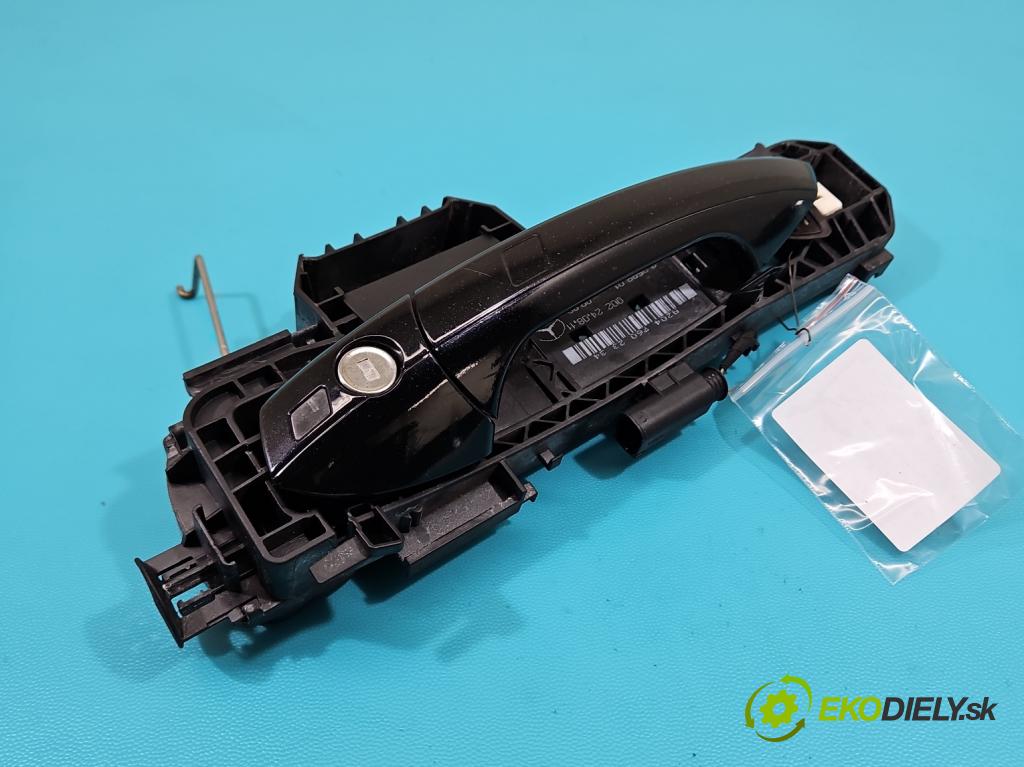 Mercedes CLS II C218 2010-2018 4.7 V8 408KM automatic 300 kW 4663 cm3 4- rukoväť predné ľavé mimo: A2047602334 (Kľučka dverí vonkajšia predná ľavá)