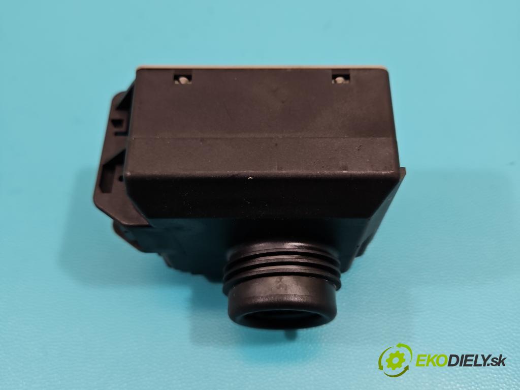 Mercedes CLS II C218 2010-2018 4.7 V8 (278922) 408KM automatic 300 kW 4663 cm3 4- Spínačka A2129055400 (Spínacia skrinka)