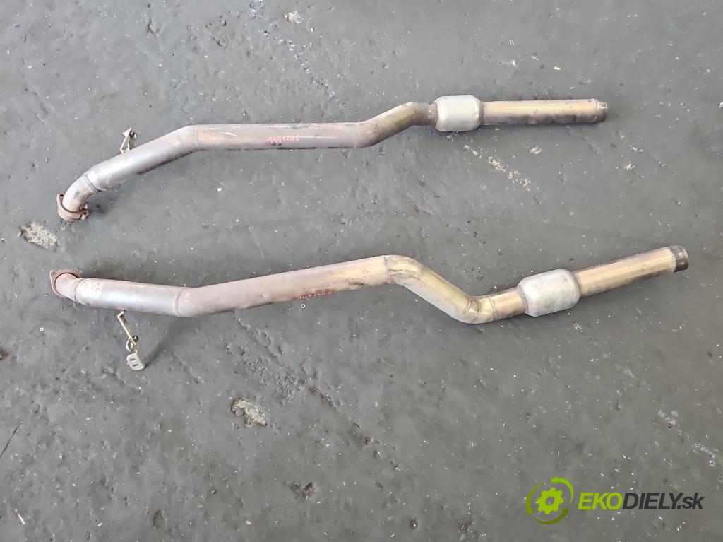 Mercedes CLS II C218 2010-2018 4.7 V8 (278922) 408KM automatic 300 kW 4663 cm3 4- Tlumič: A2124910101