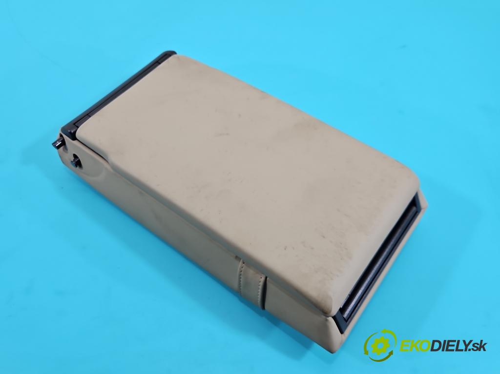 Mercedes CLS II C218 2010-2018 4.7 V8 (278922) 408KM automatic 300 kW 4663 cm3 4- operadlo  (Lakťová opierka)