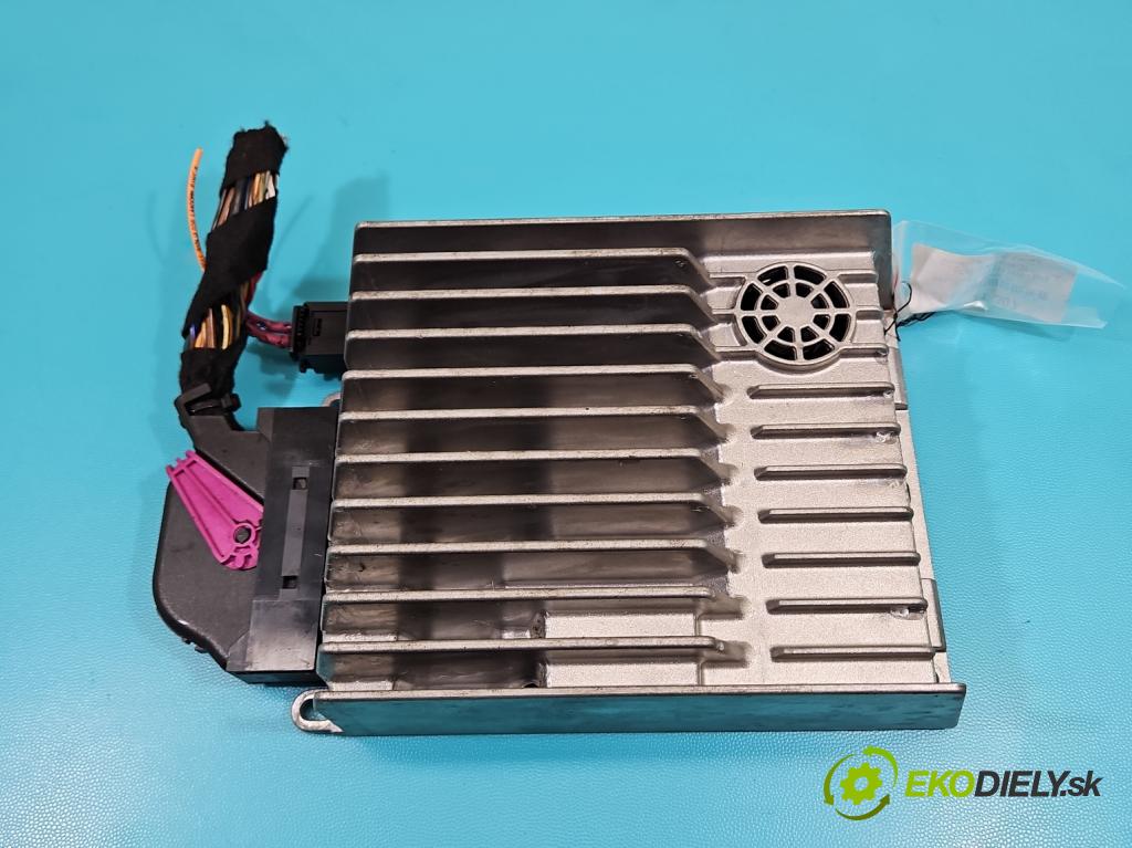 Mercedes CLS II C218 2010-2018 4.7 V8 (278922) 408KM automatic 300 kW 4663 cm3 4- Zesilovač: A2129007108 (Zosilňovač)