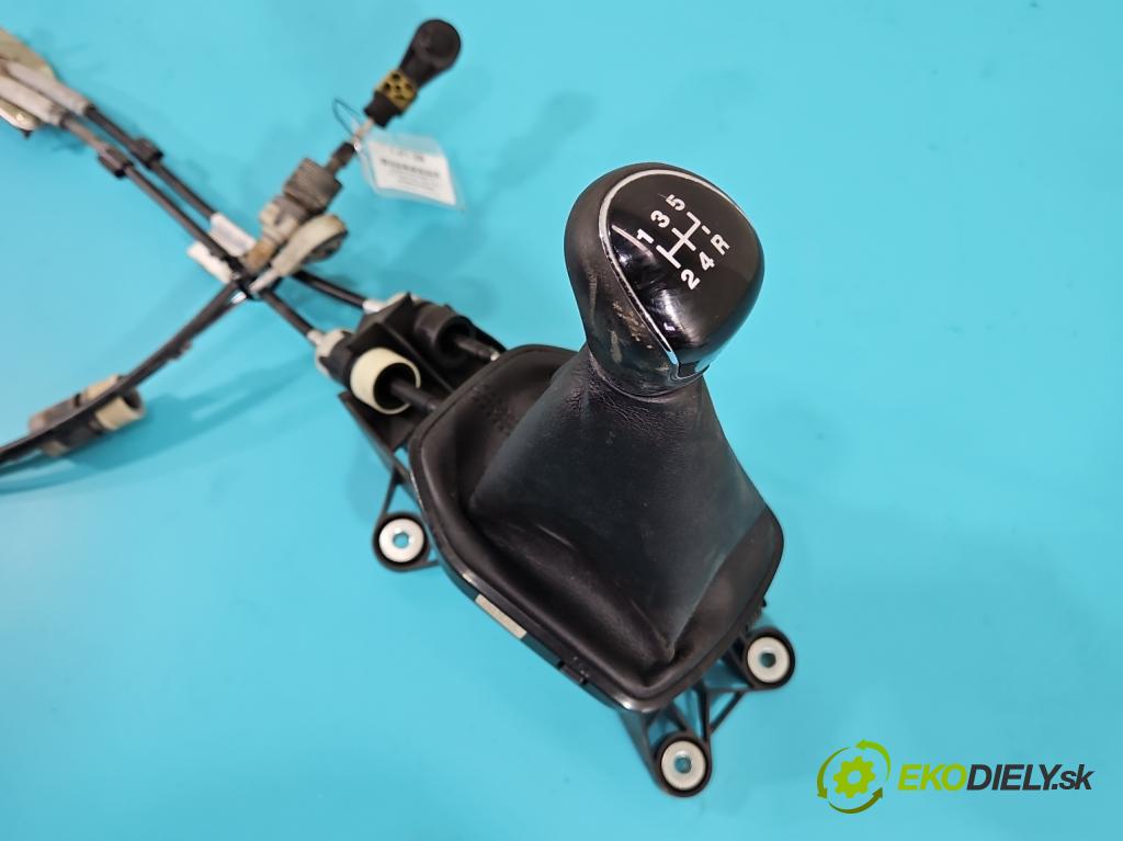 Ford Transit Courier  2014-2023 1.5 tdci 75 HP manual 55 kW 1499 cm3 5- Páka: Změny: stupeň,rýchlosť AV1R-7C453-CKA (Rýchlostná páka (kulisa))