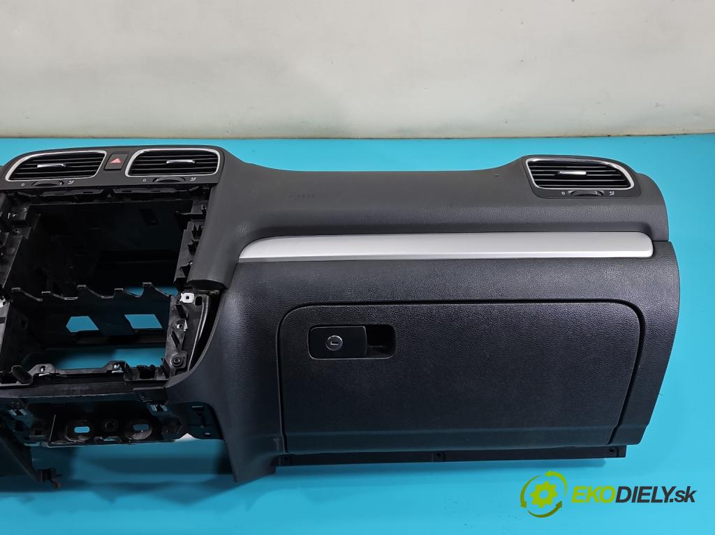 Vw Golf VI 2008-2013 1.4 TSI 122 hp manual 90 kW 1390 cm3 5- kokpit,přistrojova deska