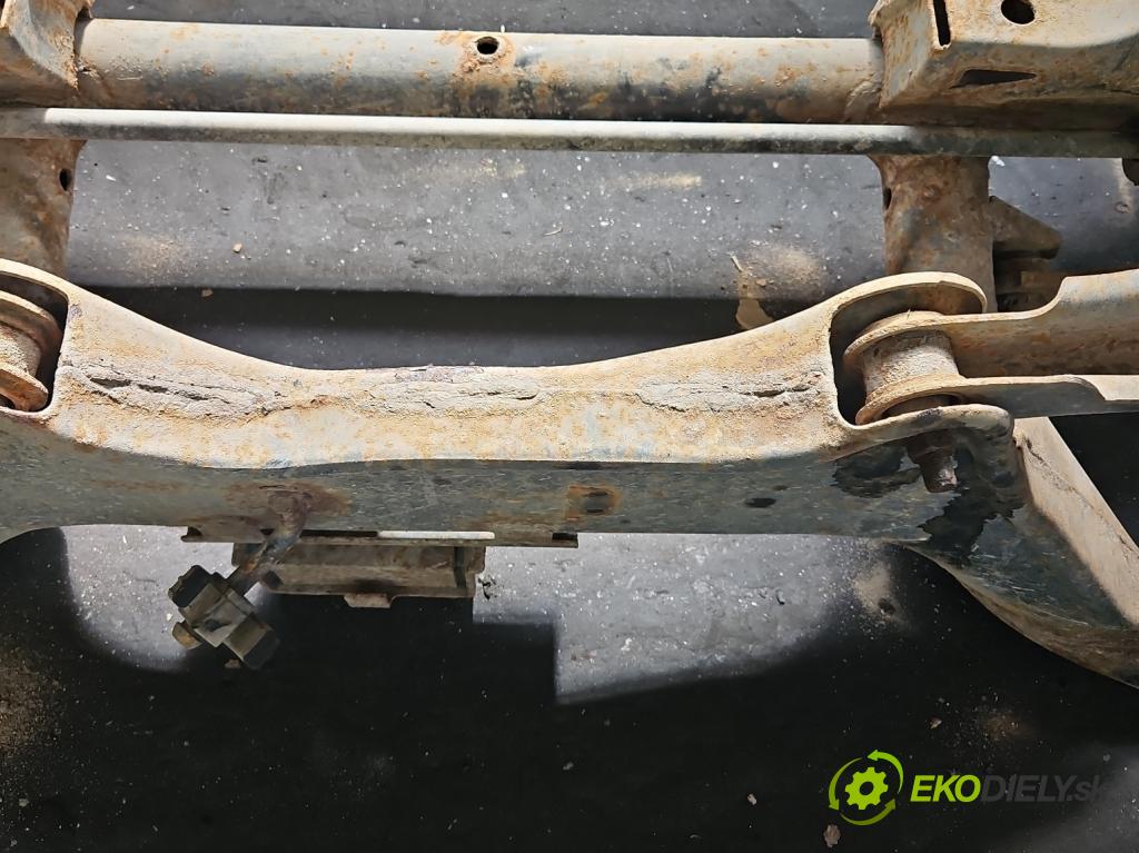 Mitsubishi Outlander III 2012-2022 2.0 16V 150 HP manual 110 kW 1998 cm3 5- zadna výstuha  (Výstuha zadná)