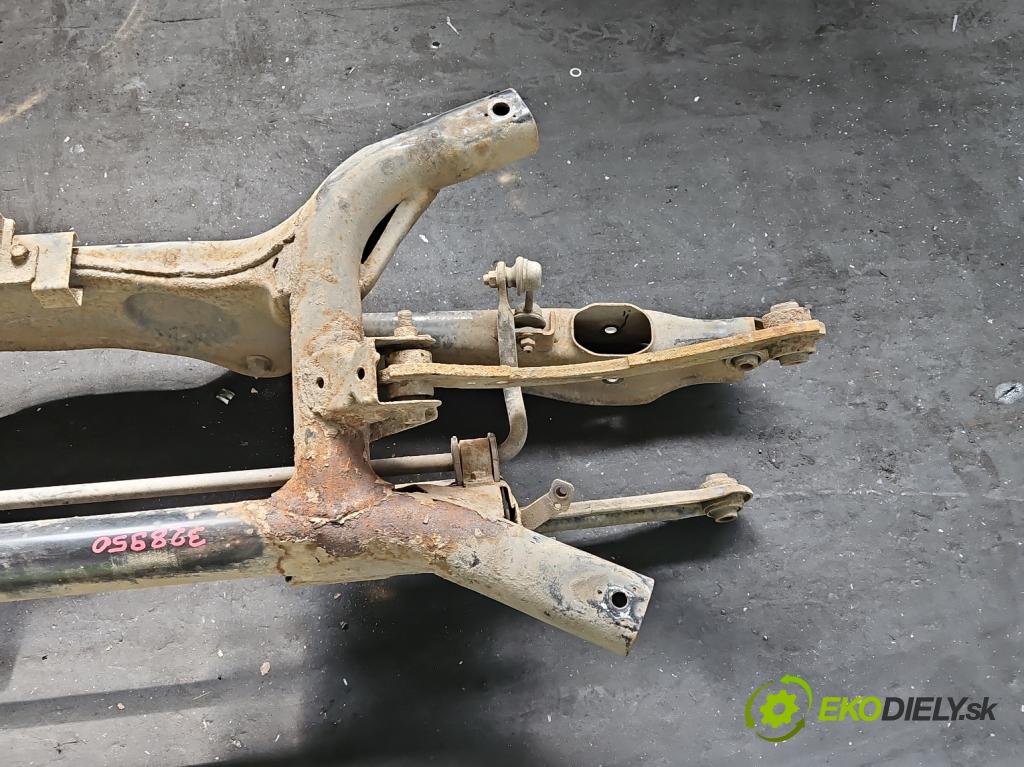 Mitsubishi Outlander III 2012-2022 2.0 16V 150 HP manual 110 kW 1998 cm3 5- zadna výstuha  (Výstuha zadná)