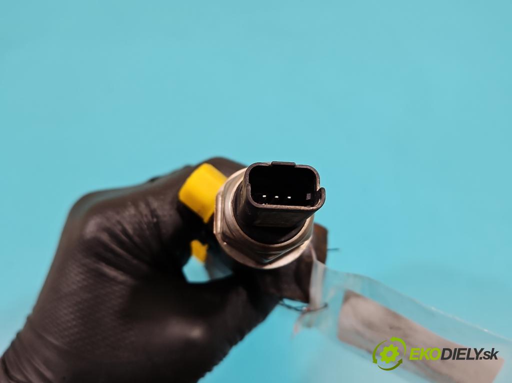 Ford Transit Courier  2014-2023 1.5 tdci 75 HP manual 55 kW 1499 cm3 5- lišta vstrekovacia 9685297580 (Vstrekovacia lišta)