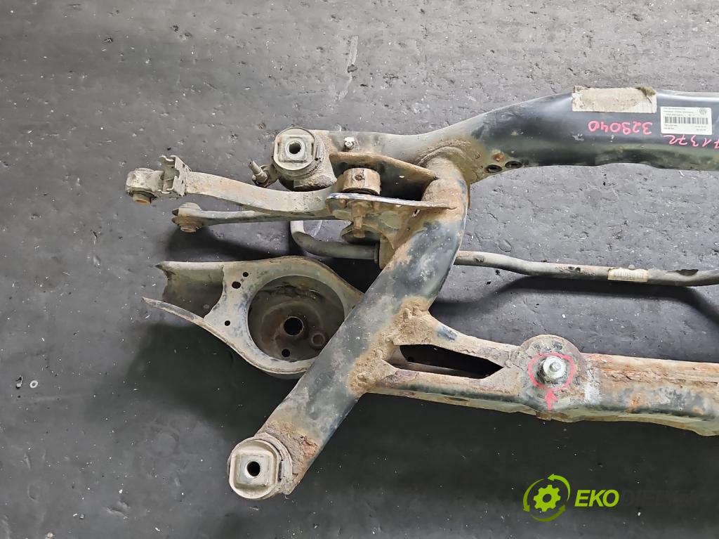 Vw Tiguan I 2007-2016 1.4 TSI 150 HP manual 110 kW 1390 cm3 5- zadna výstuha 5N0505235L (Výstuha zadná)