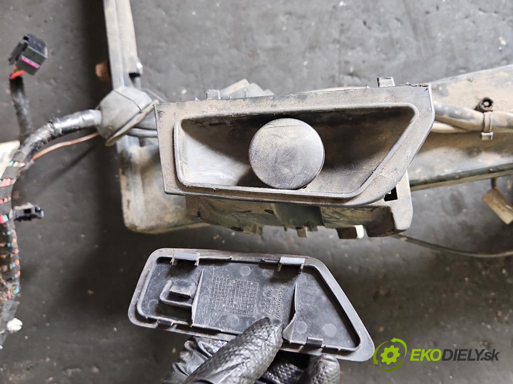 Vw Tiguan I 2007-2016 1.4 TSI 150 hp manual 110 kW 1390 cm3 5- oko tažné 5N0803880G (Tažné zařízení)