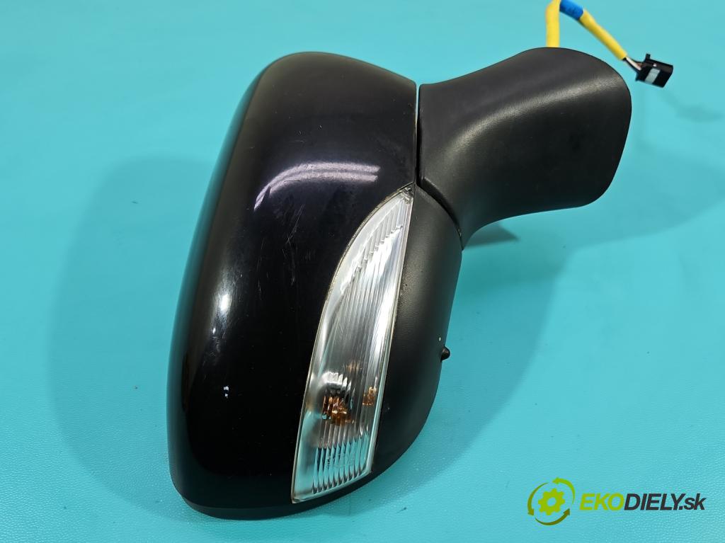 Renault Captur I 2013-2019 0.9 Tce 90 hp manual 66 kW 898 cm3 5- zpětné zrcátko pravé  (Klika dveří ostatní)