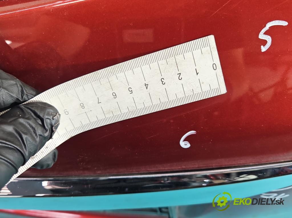 Toyota Yaris III 2011-2020 1.3 vvti 99 hp manual 73 kW 1329 cm3 5- zadní kufrové dveře  (Zadní kapota (kufr))