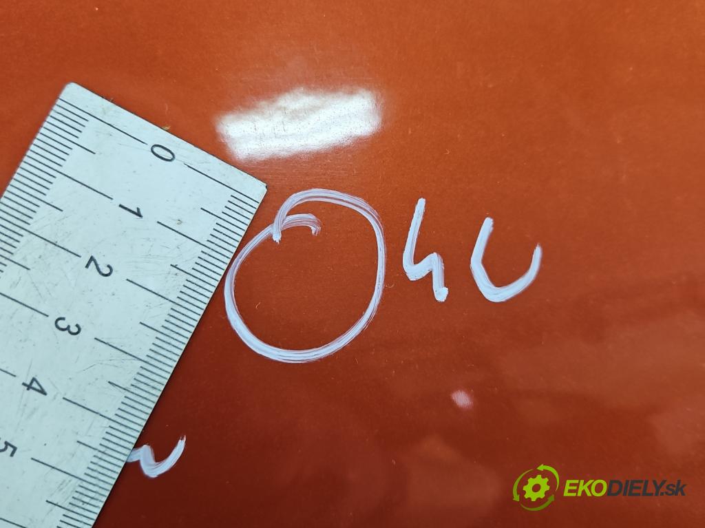 Renault Captur I 2013-2019 0.9 Tce 90 hp manual 66 kW 898 cm3 5- dveře zadní pravé  (Klika dveří ostatní)