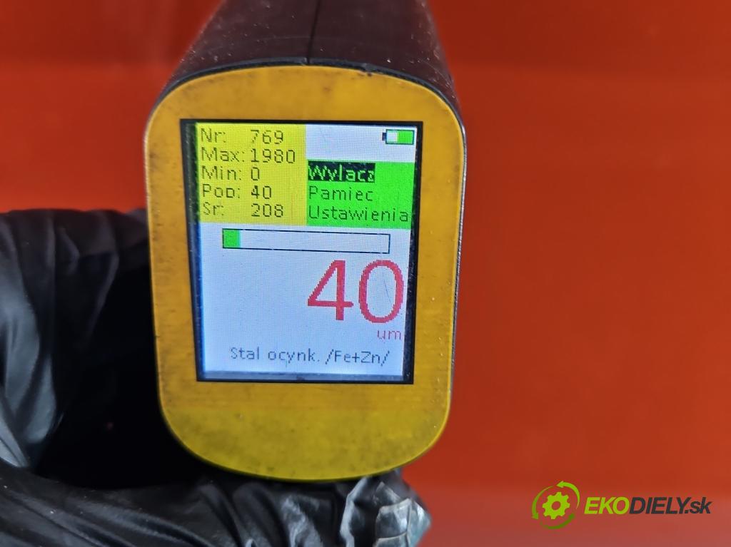 Renault Captur I 2013-2019 0.9 Tce 90 HP manual 66 kW 898 cm3 5- dvere predné pravé  (Kľučka dverí ostatné)