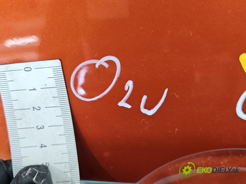 Renault Captur I 2013-2019 0.9 Tce 90 HP manual 66 kW 898 cm3 5- dvere predné pravé  (Kľučka dverí ostatné)