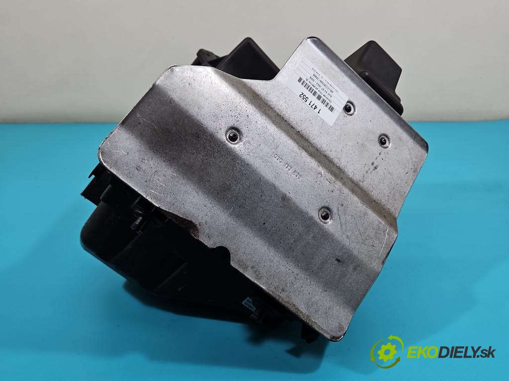 Audi A4 B7 2004-2008 2.0 tdi 170 HP manual 125 kW 1968 cm3 5- obal filtra vzduchu 03G133837 (Obal vzduchového filtra)