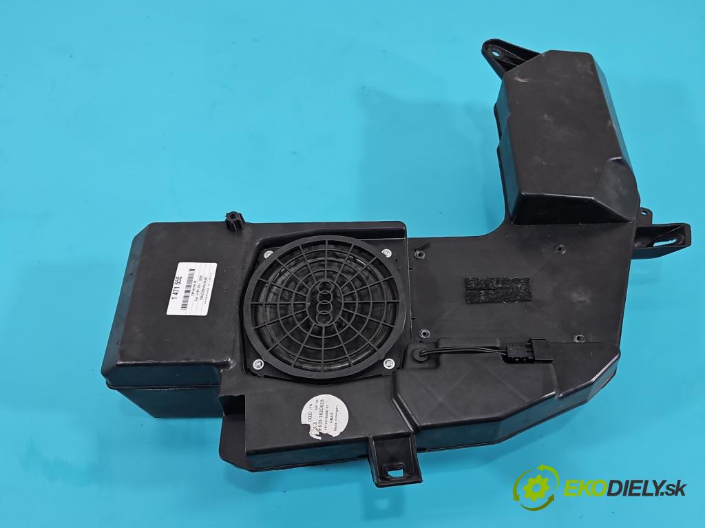 Audi A4 B7 2004-2008 2.0 tdi 170 hp manual 125 kW 1968 cm3 5- Subwoofer: 8E903538203S (Audio zařízení)