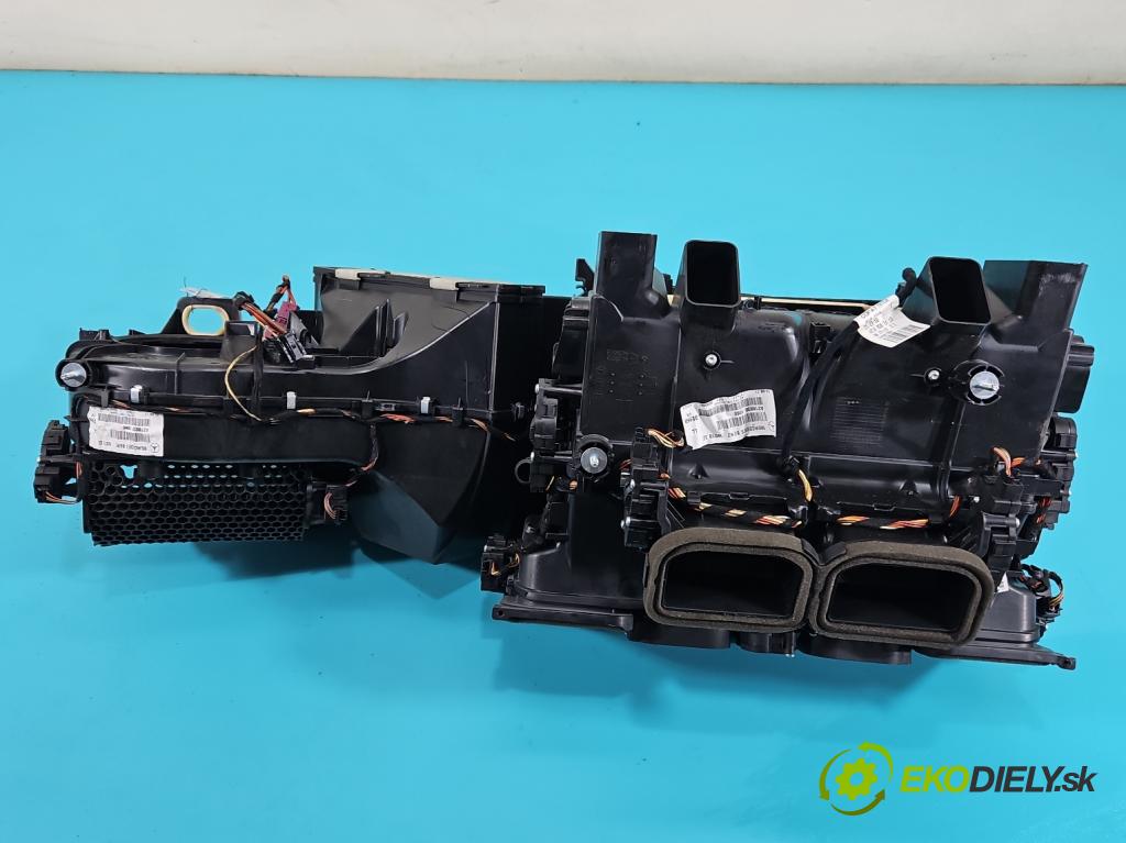 Mercedes CLS II C218 2010-2018 4.7 V8 (278922) 408KM automatic 300 kW 4663 cm3 4- radiátor A2188301060 (Radiátory topení)