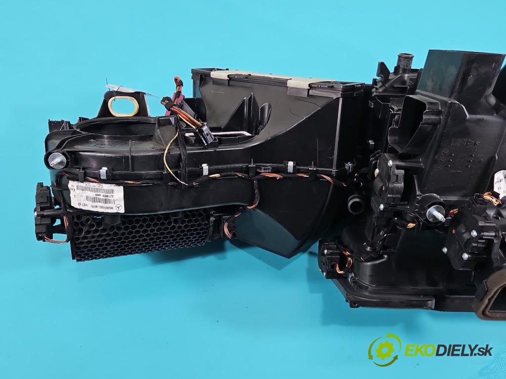 Mercedes CLS II C218 2010-2018 4.7 V8 (278922) 408KM automatic 300 kW 4663 cm3 4- radiátor A2188301060 (Radiátory topení)