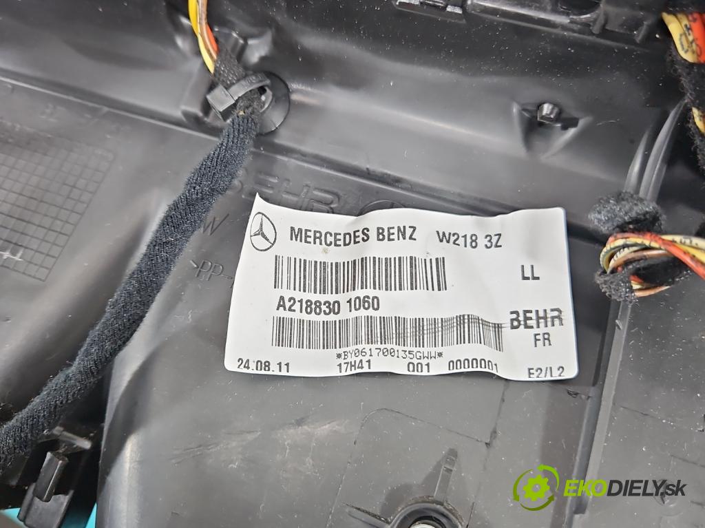 Mercedes CLS II C218 2010-2018 4.7 V8 (278922) 408KM automatic 300 kW 4663 cm3 4- radiátor A2188301060 (Radiátory topení)