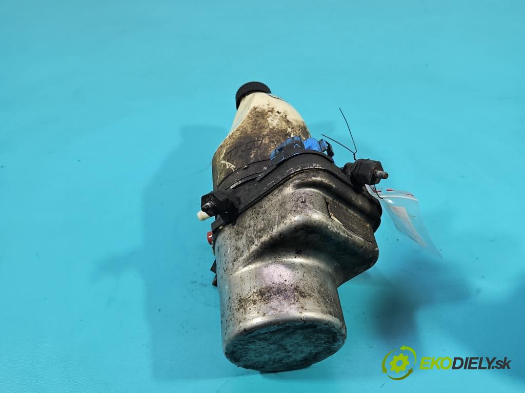 Fiat Croma II 2005-2010 1.9 jtd 150 HP manual 110 kW 1910 cm3 5- čerpadlo posilovač  (Servočerpadlo, pumpa riadenia)